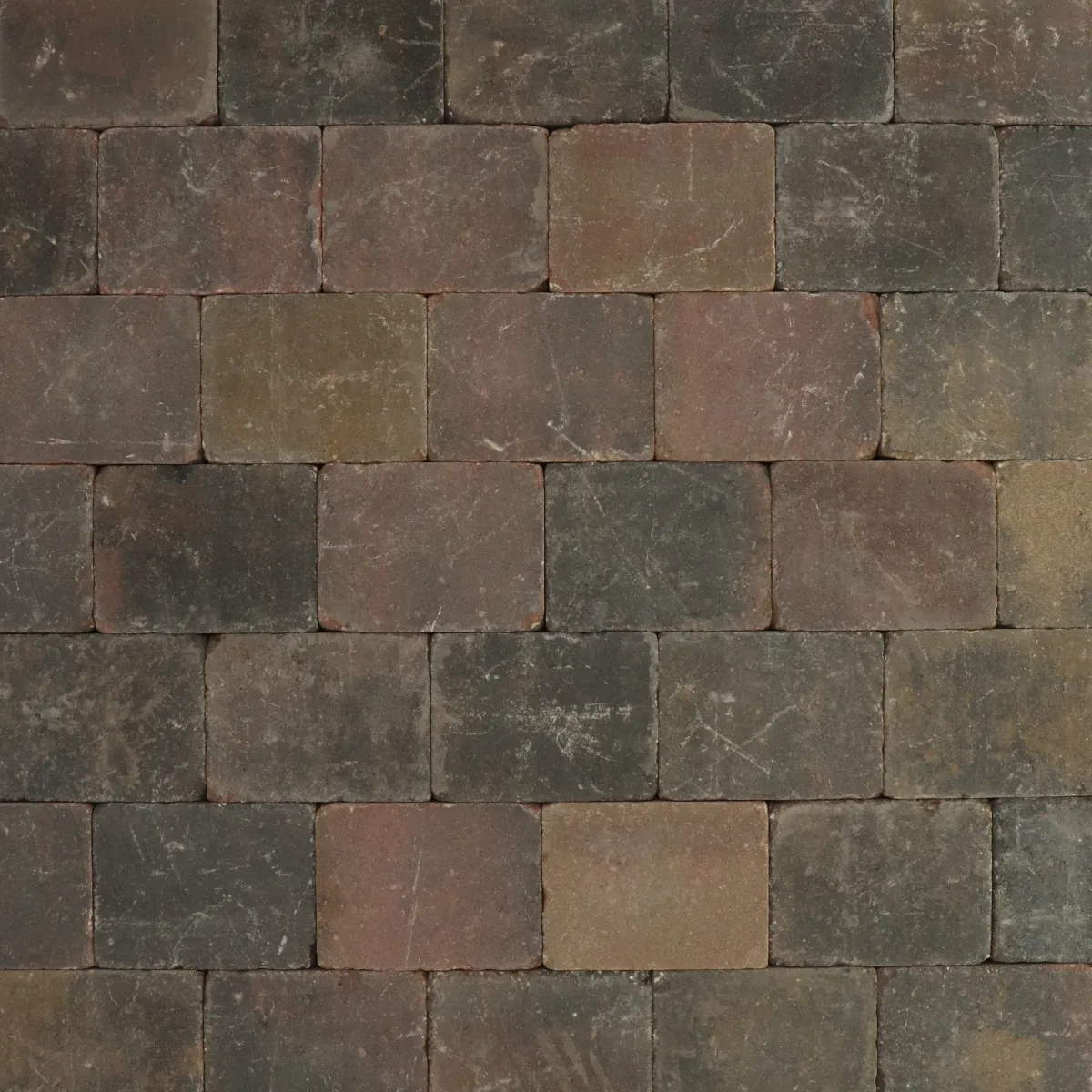 Trommelsteen 15x20x6 brons genuanceerd