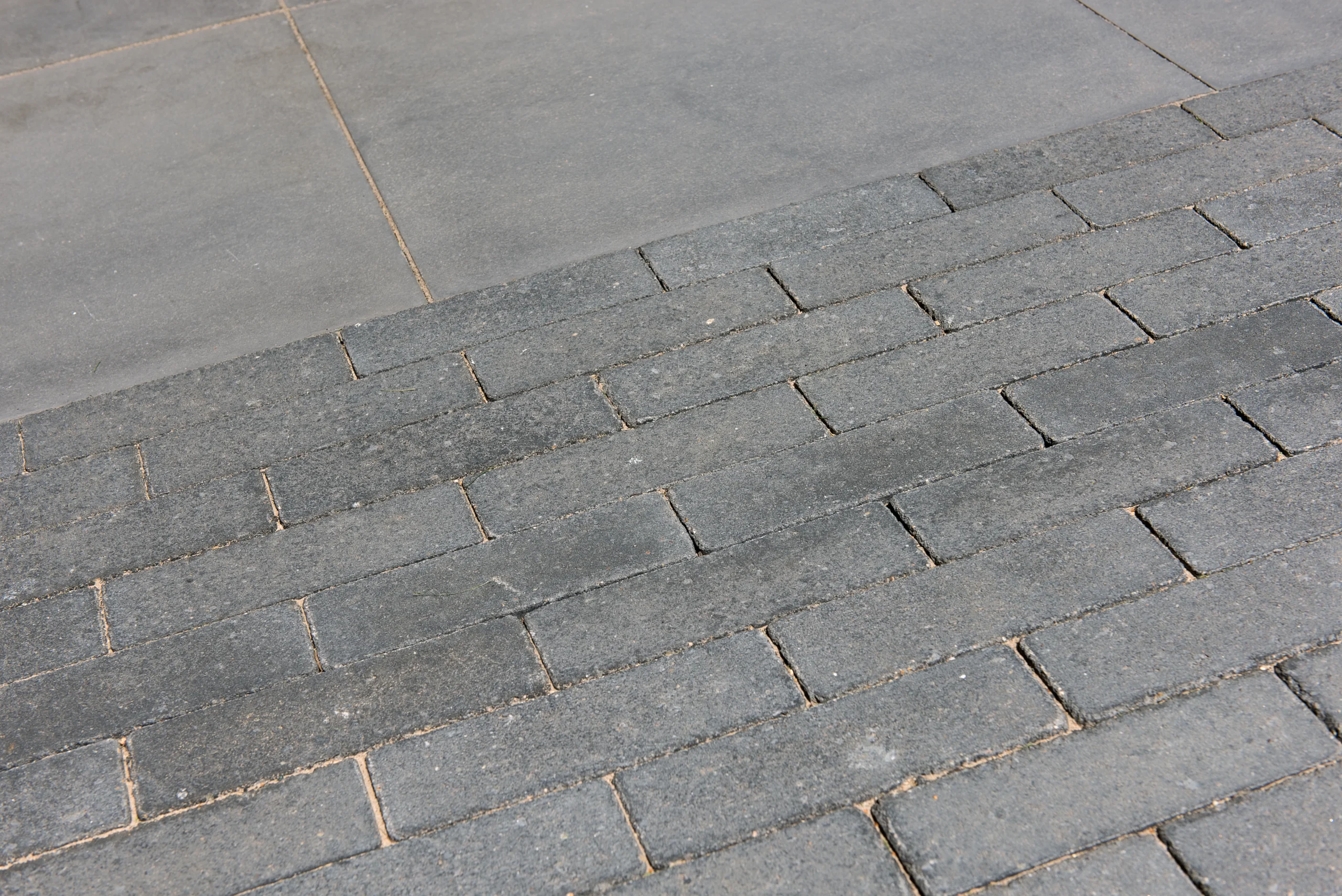 Strackstone Crown GRN+ Dikformaat 21x7x8 vlak antraciet KOMO PL2 - Afbeelding 4