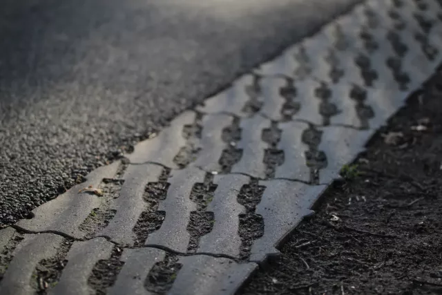 Waterpasserende tegels